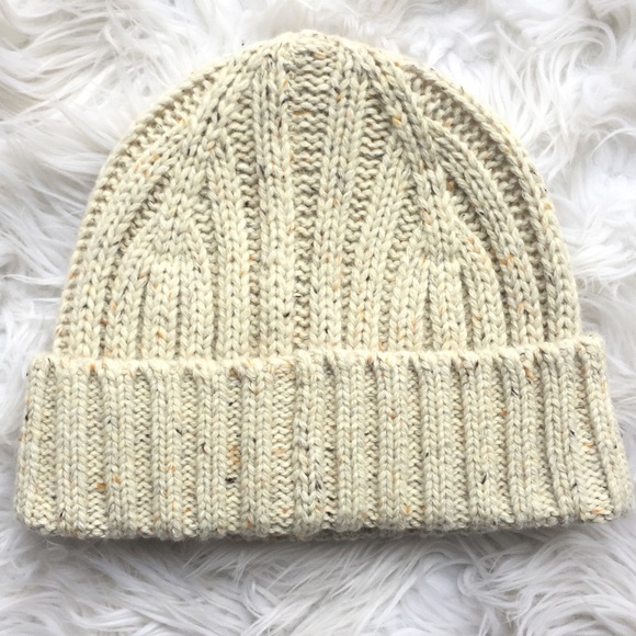 J. Crew Factory Other - 〰️J. Crew Beanie〰️